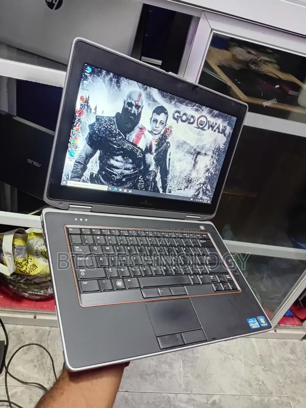 Laptop Dell Latitude E6420 8GB Intel Core i7 HDD+SSD 320GB