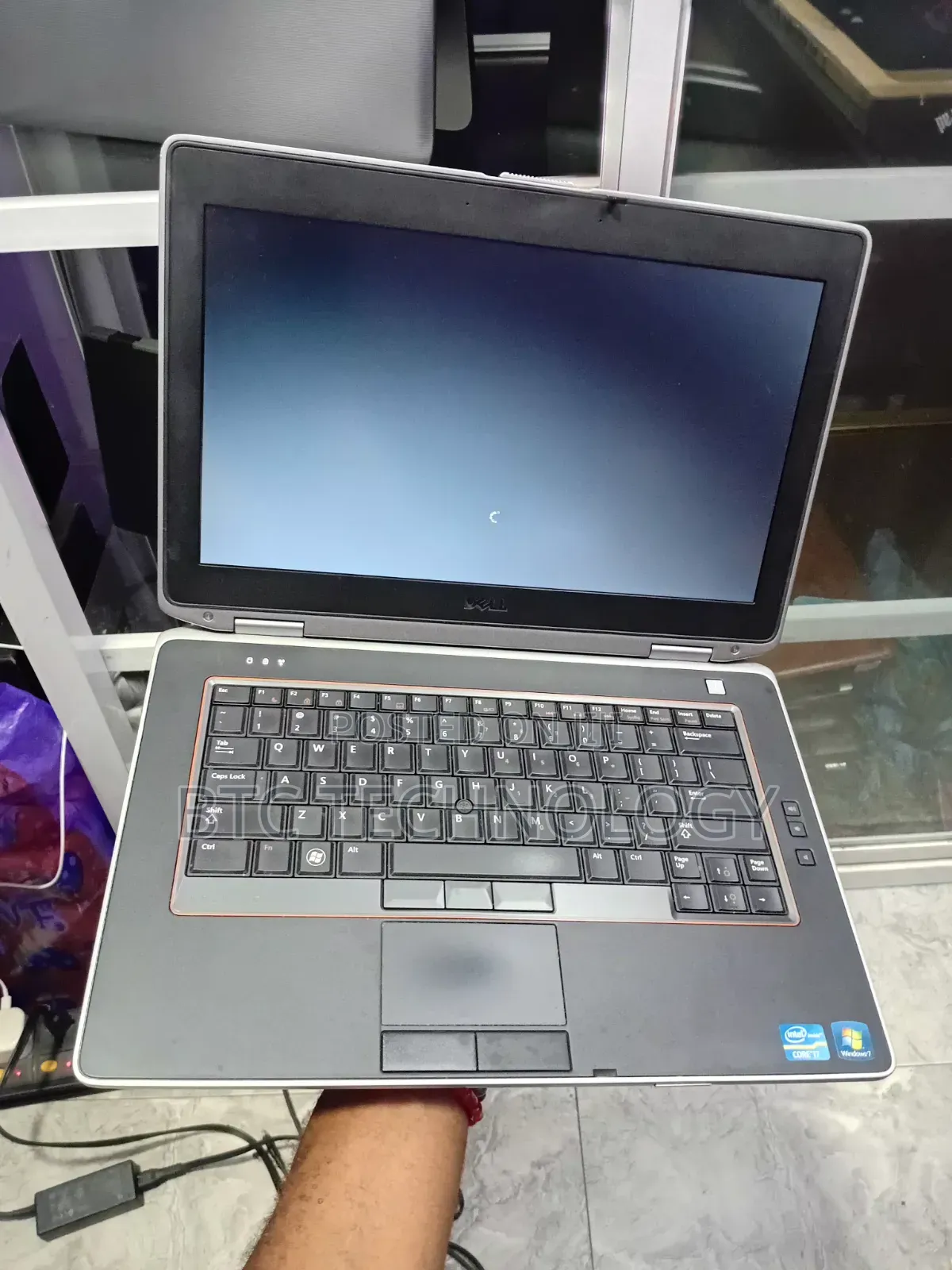 Laptop Dell Latitude E6420 8GB Intel Core i7 HDD+SSD 320GB