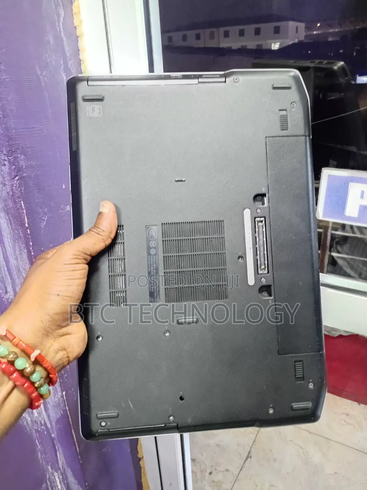 Laptop Dell Latitude E6420 8GB Intel Core i7 HDD+SSD 320GB