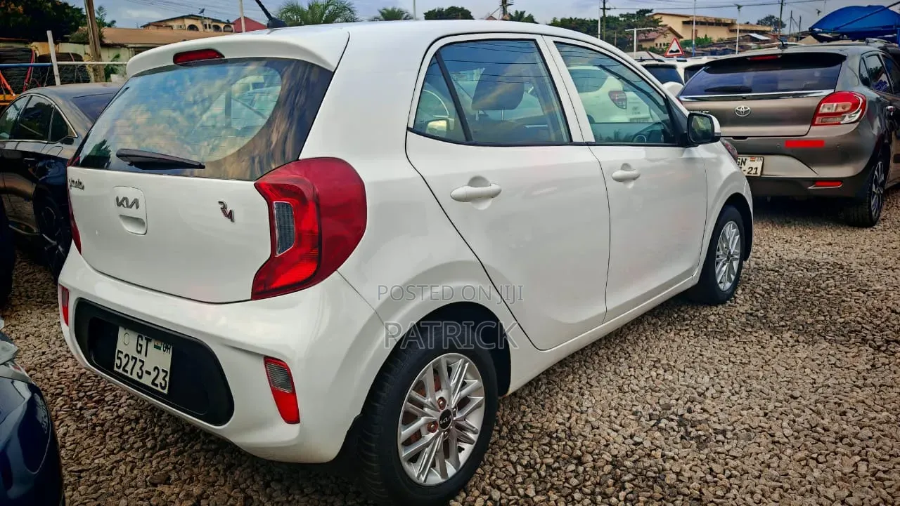 Kia Picanto 2023 White
