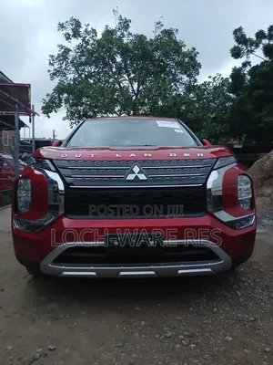 Mitsubishi Outlander SE 2024 Red