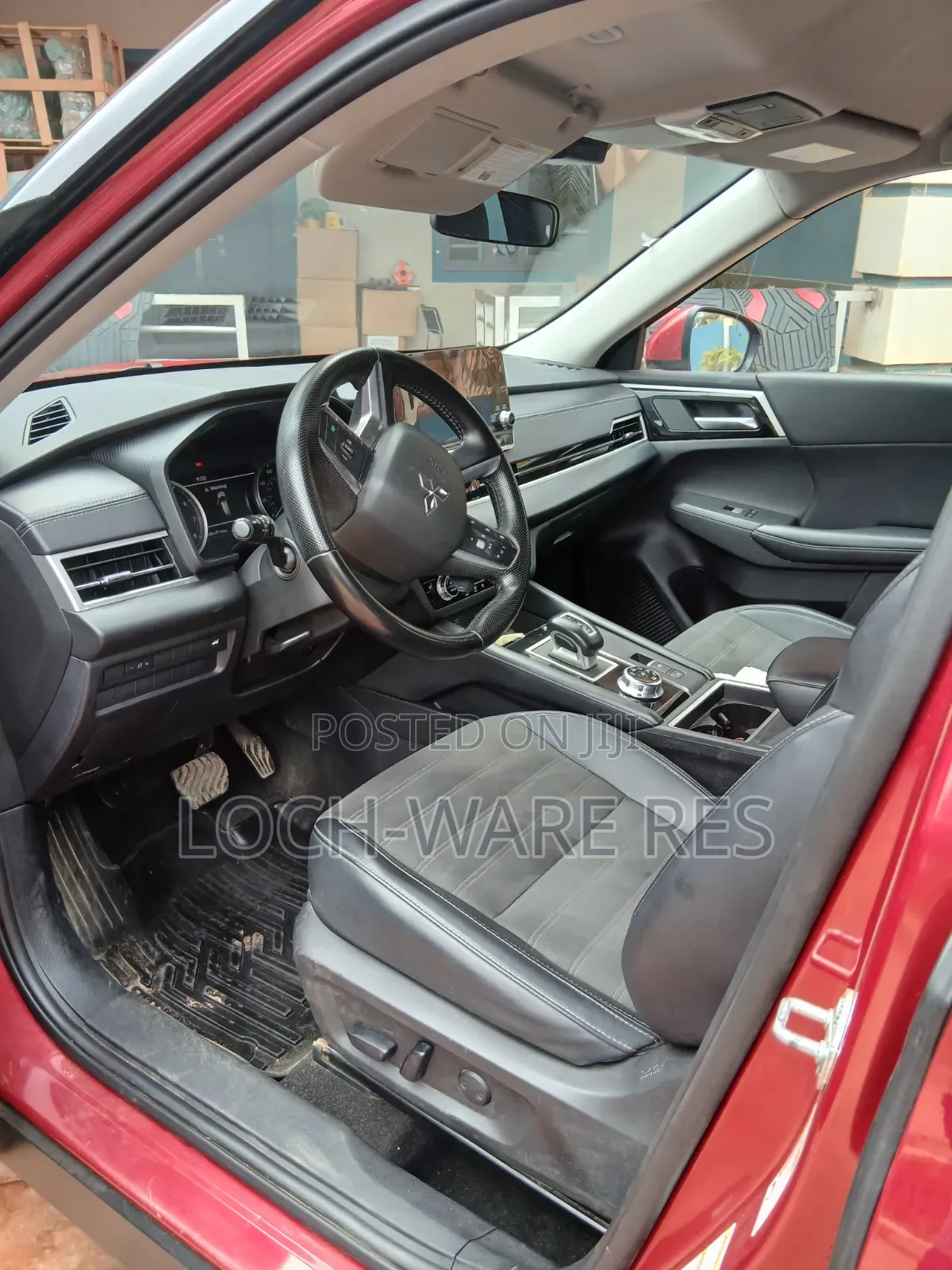 Mitsubishi Outlander SE 2024 Red