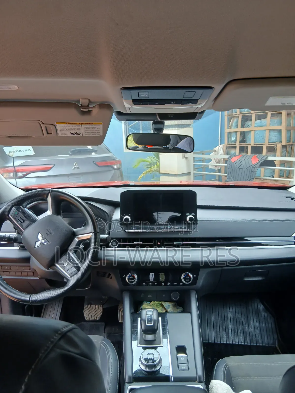 Mitsubishi Outlander SE 2024 Red