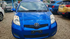 Toyota Vitz 1.3 FWD 5dr 2010 Blue