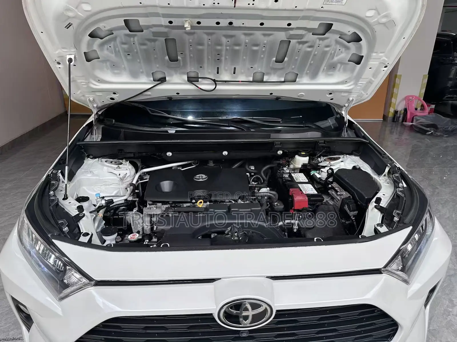 Toyota RAV4 2022 Blue