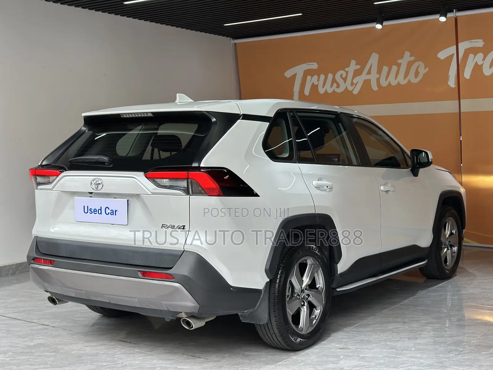 Toyota RAV4 2022 Blue