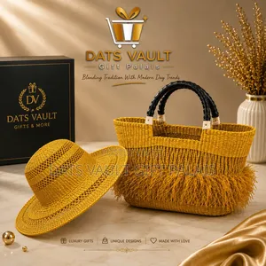 Elegant Woven Handbag & Matching Hat - Stylish 2 Piece Set.