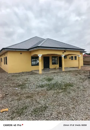 4bdrm House in Kasoa Nurses Qutters, Ga South Municipal for sale