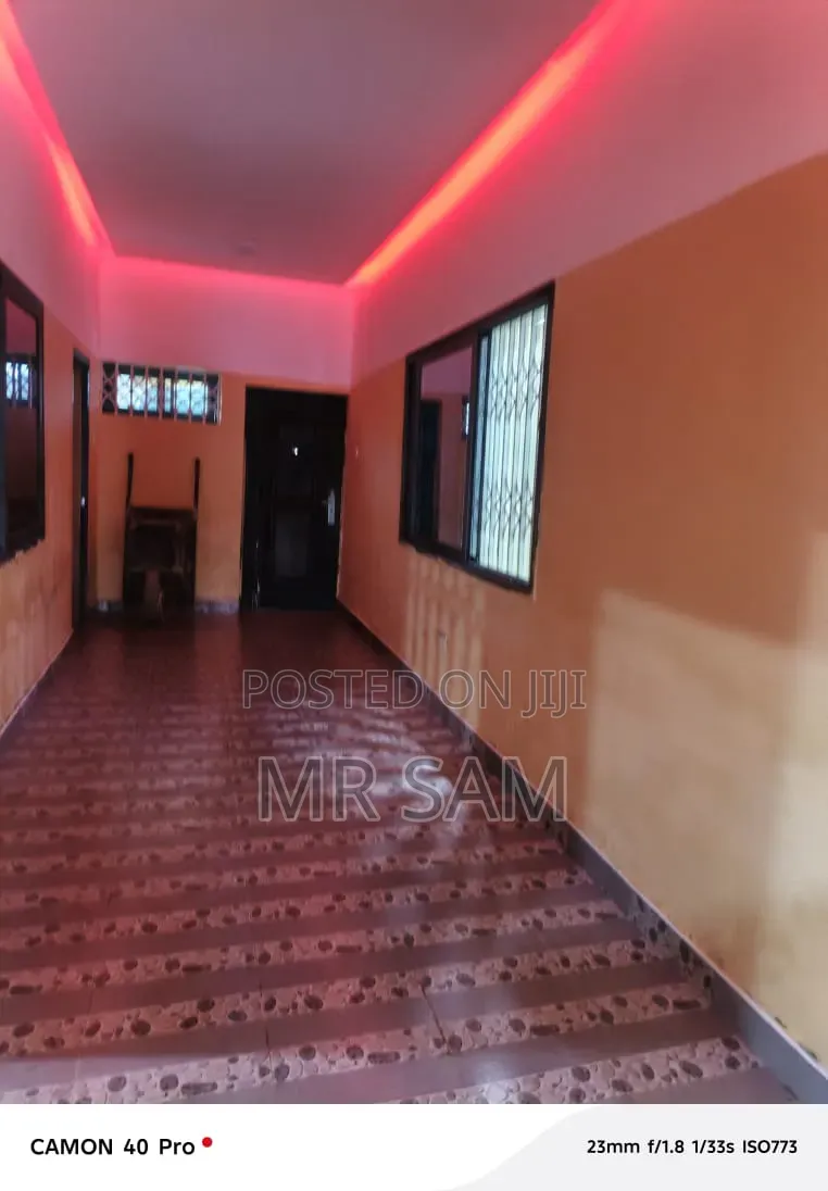 4bdrm House in Kasoa Nurses Qutters, Ga South Municipal for sale