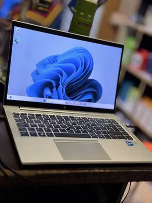 Laptop HP EliteBook 840 G8 8GB Intel Core i5 SSD 256GB