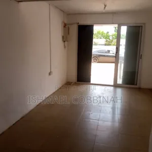 Shop at Nungua Barrier for Rent
