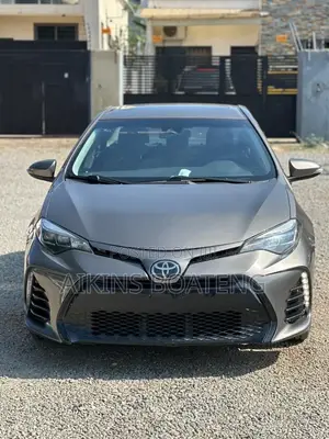 Toyota Corolla XSE (1.8L 4cyl 2A) 2018 Gray