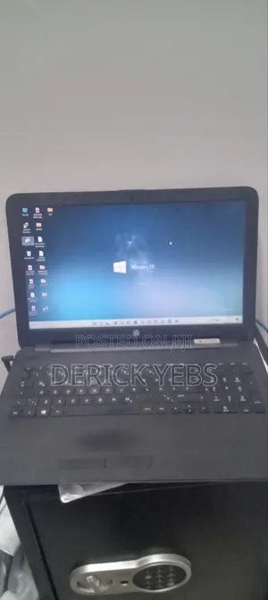 Laptop HP 250 G5 4GB Intel Core i3 HDD+SSD 256GB