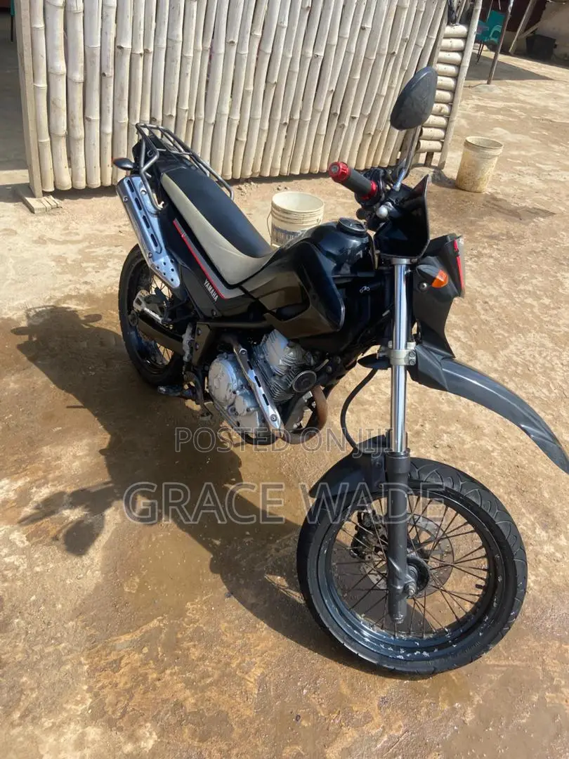 Yamaha Majesty 1998 Black