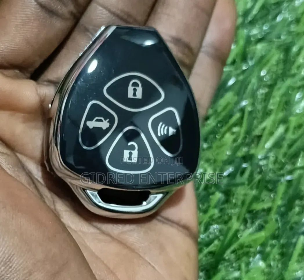 Scratch-Resistant Easy Press Key Fob Cover (Car Key Case)