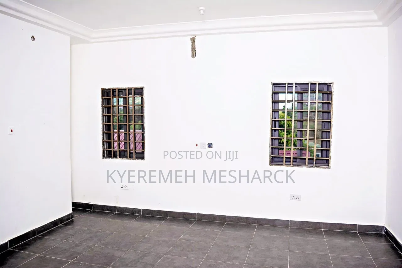 2bdrm Apartment in Oyibi  Sasaabi for rent