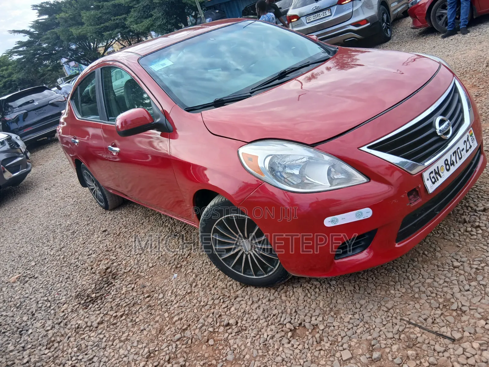 Nissan Versa 2014 Red