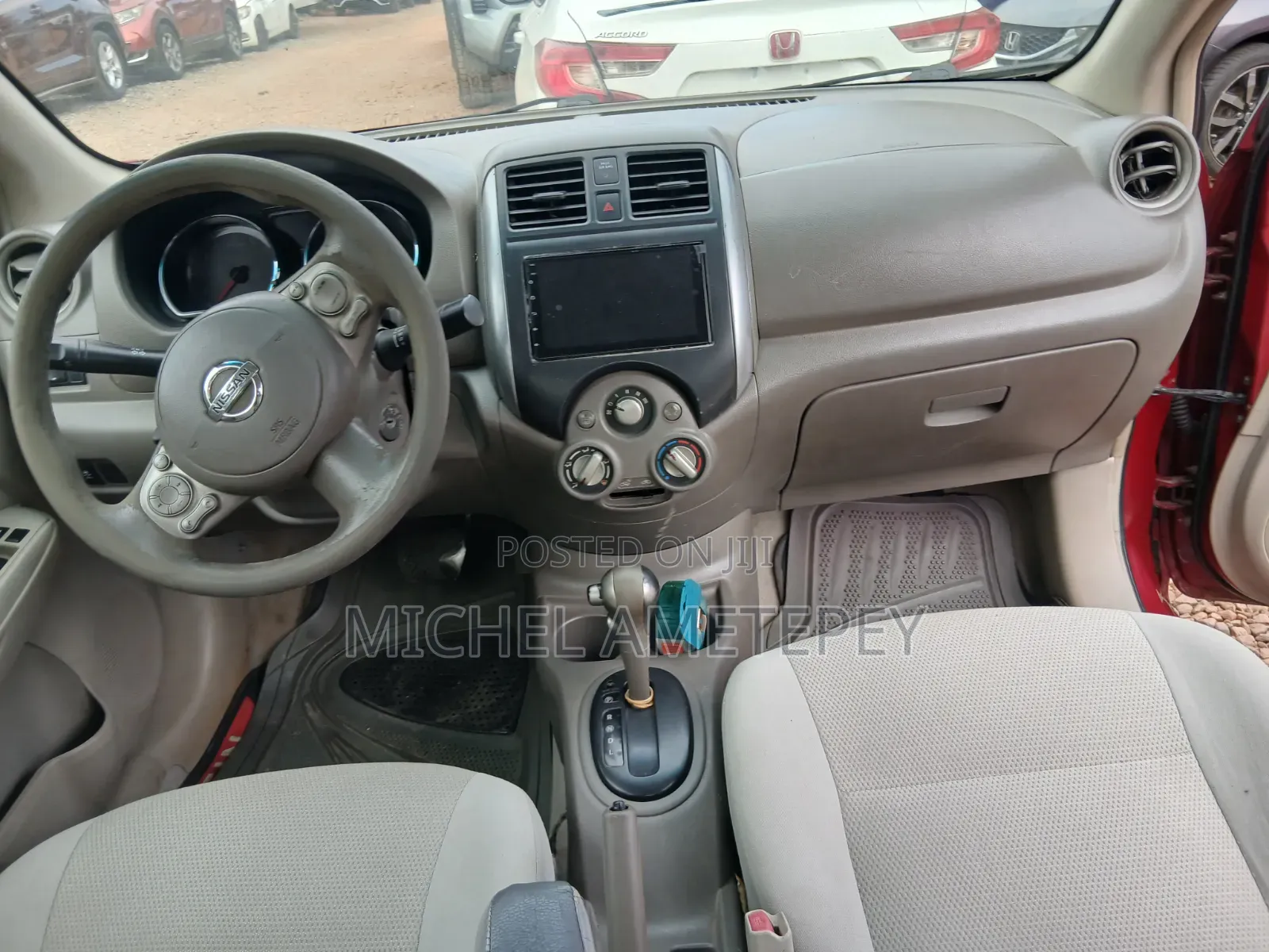 Nissan Versa 2014 Red