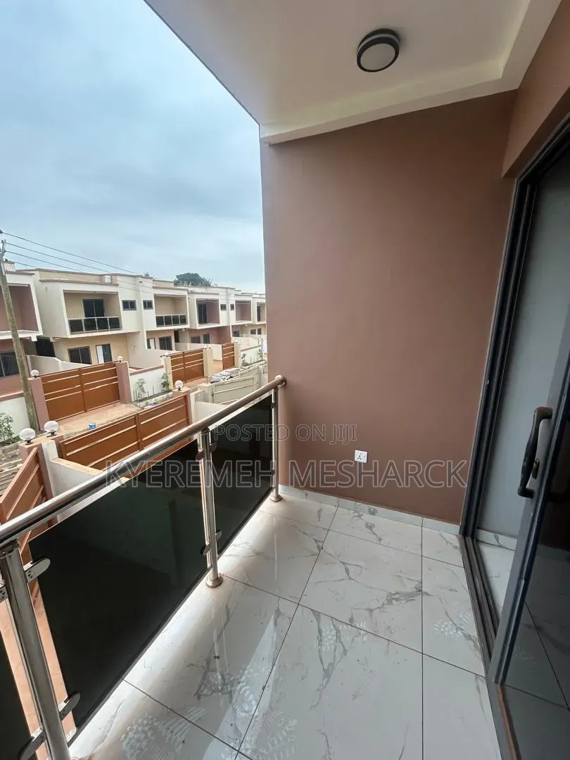3bdrm Duplex in Pantang Agbogba, Ablorh Adjei for sale