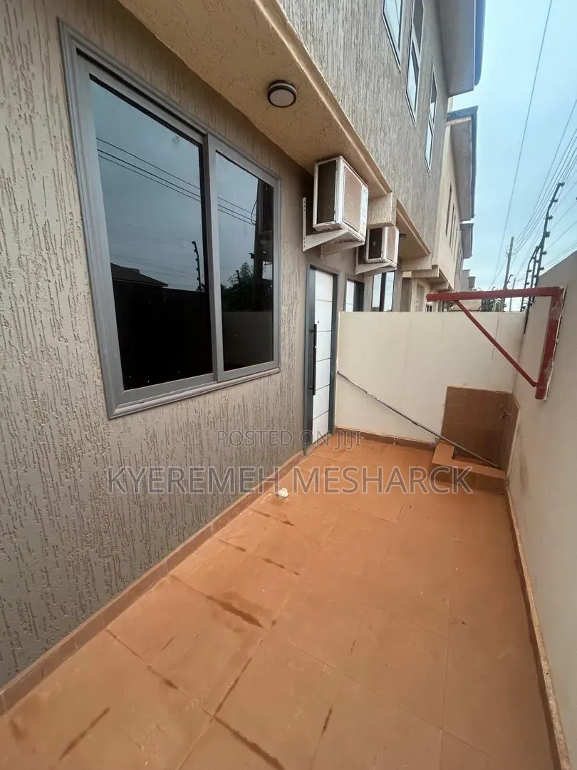 3bdrm Duplex in Pantang Agbogba, Ablorh Adjei for sale