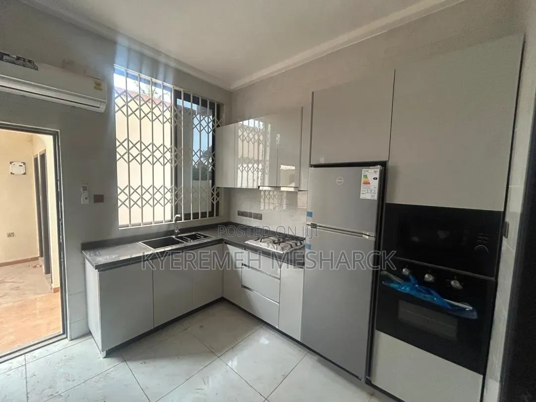 3bdrm Duplex in Pantang Agbogba, Ablorh Adjei for sale