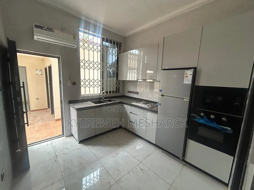 3bdrm Duplex in Pantang Agbogba, Ablorh Adjei for sale