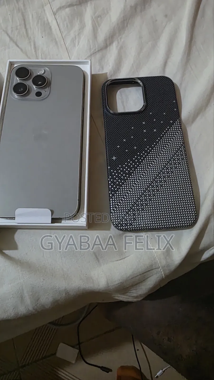 New Apple iPhone 15 Pro Max 256 GB Silver