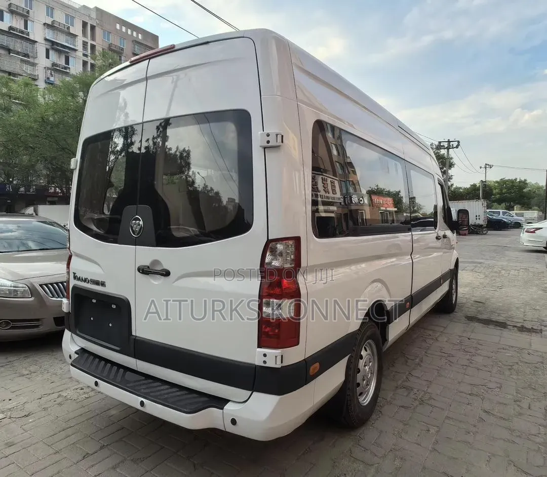 New Foton Sup 2025 White