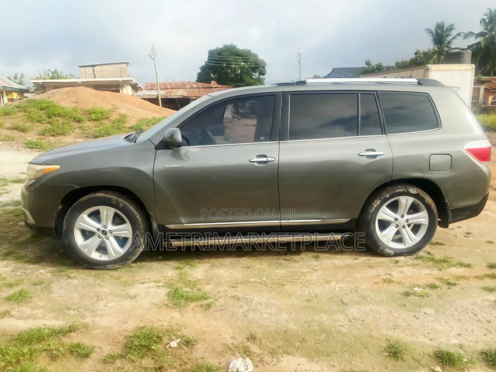 Toyota Highlander 3.5L 4WD 2013 Green