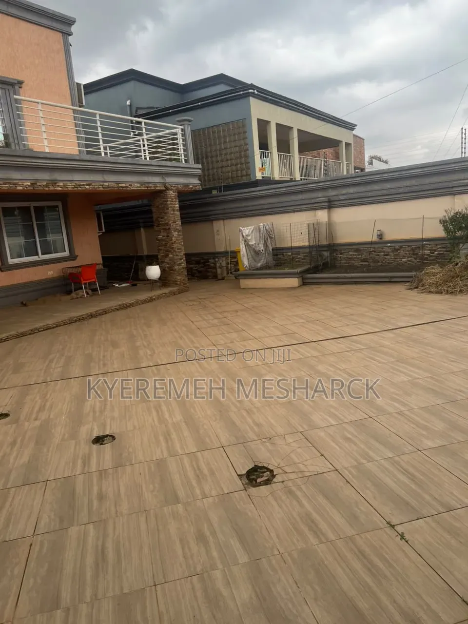 4bdrm House in Haatso Super Market, Antis for sale