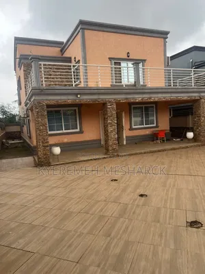 4bdrm House in Haatso Super Market, Antis for sale