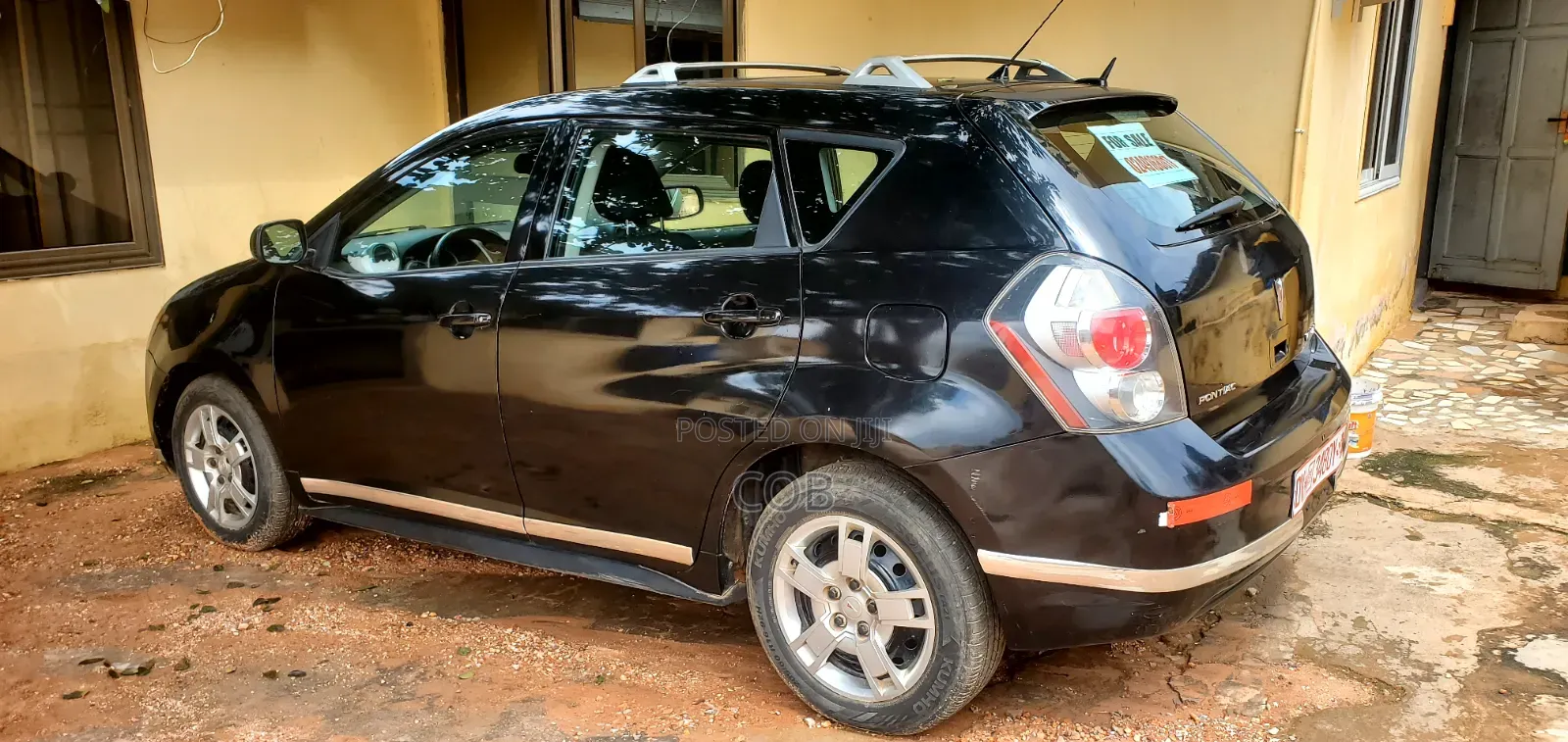Pontiac Vibe 2010 Black