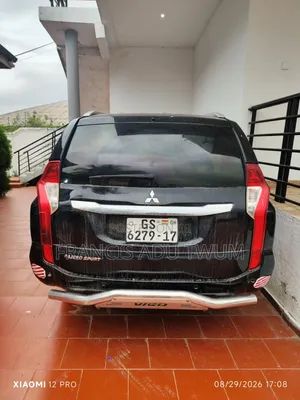 Mitsubishi Pajero 2017 Black