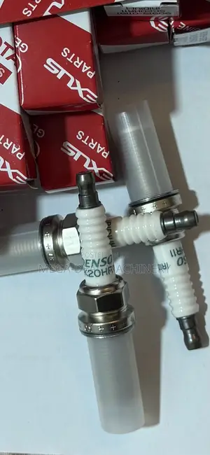 Original Denso SparkPlug(90919-01191)Toyota Hilux/Tacoma/Prado/4Runner