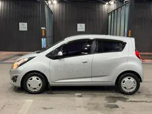 Chevrolet Spark 2015 Silver
