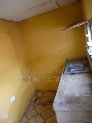 1bdrm Apartment in Kwashieman Hongkong, Prince of Peace Area for rent