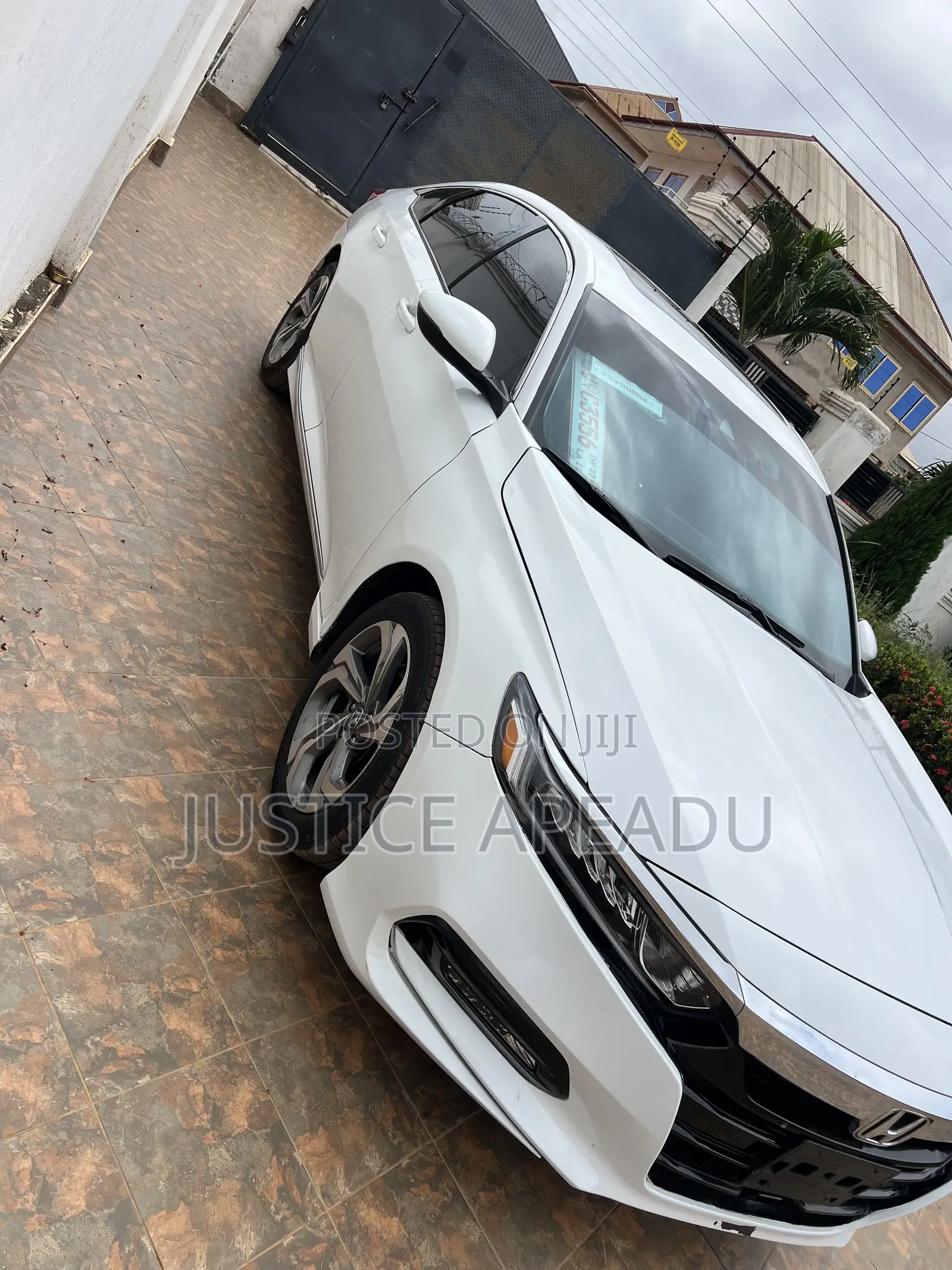 Honda Accord EX-L (1.5L 4cyl Turbo CVT) 2019 White