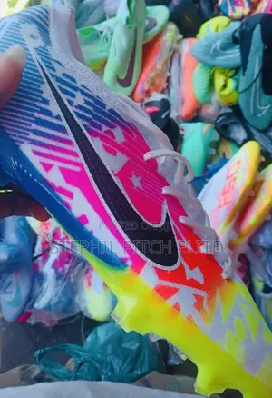 Nike Mercurial Vapor 13
