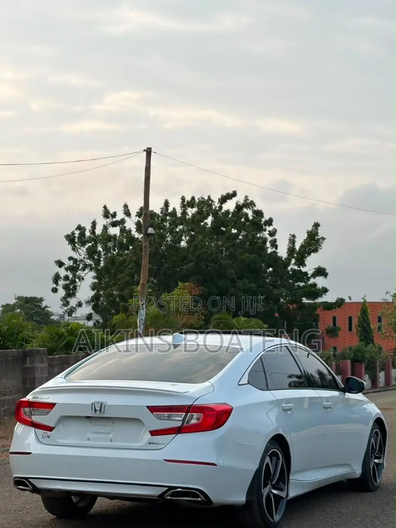 Honda Accord Sport 2.0T 2018 White