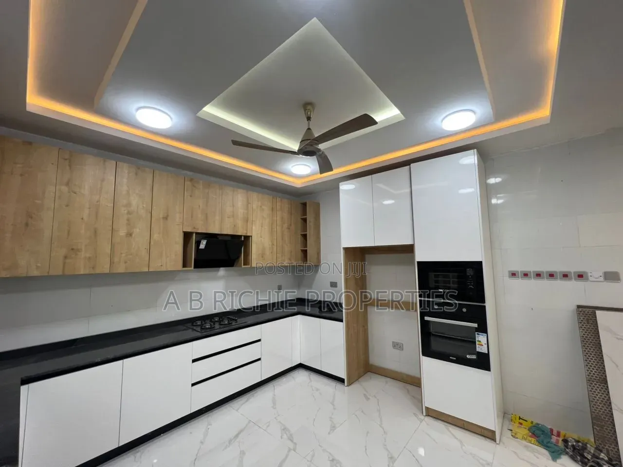 3bdrm House in Ab Richie Properties, Amasaman for sale