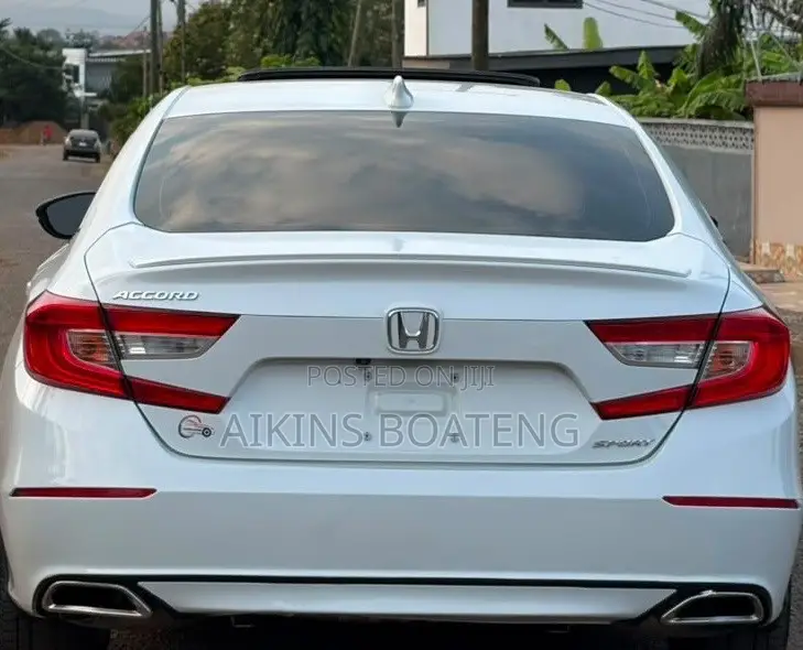 Honda Accord Sport 2.0T 2018 White