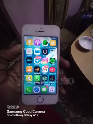 Apple iPhone 5s 16 GB White