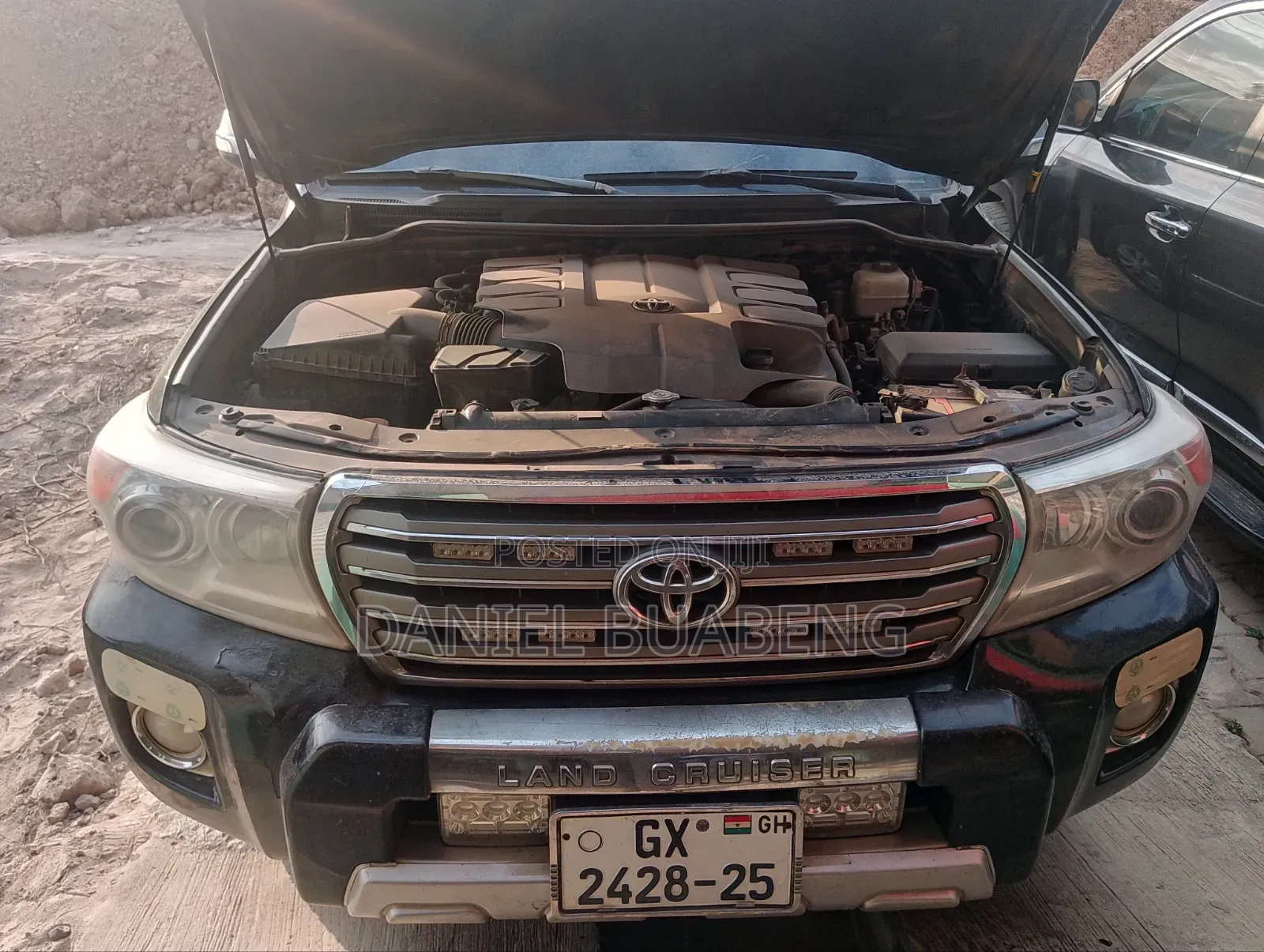 Toyota Land Cruiser 4.6 V8 VX-R 2014 Black