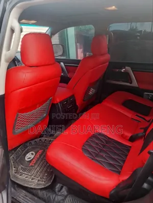 Toyota Land Cruiser 4.6 V8 VX-R 2014 Black