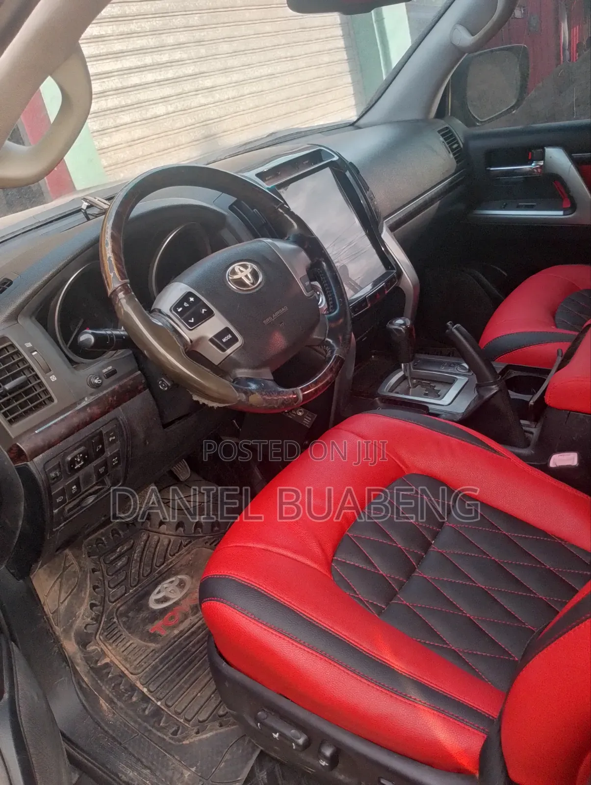 Toyota Land Cruiser 4.6 V8 VX-R 2014 Black