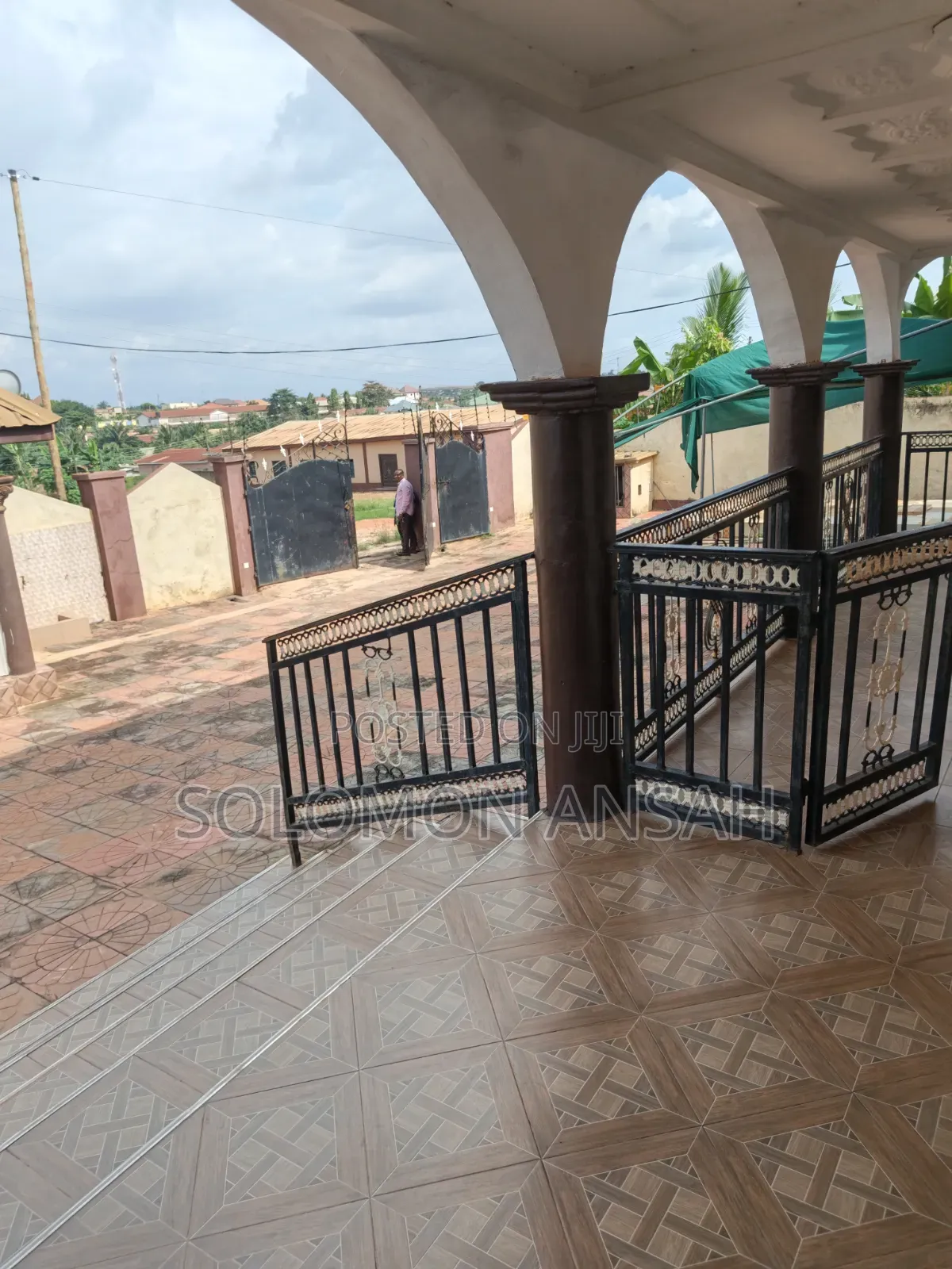 6bdrm House in Free Will Agency, Kumasi Metropolitan for sale