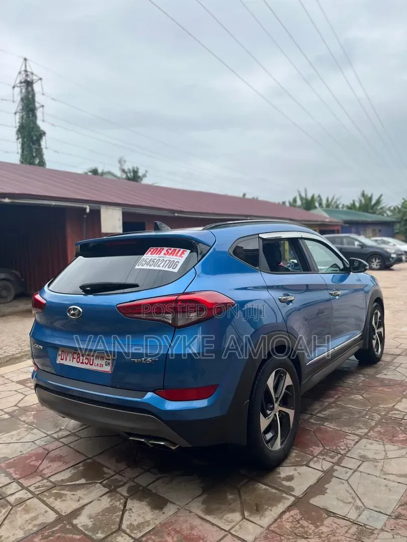 Hyundai Tucson 2016 Blue
