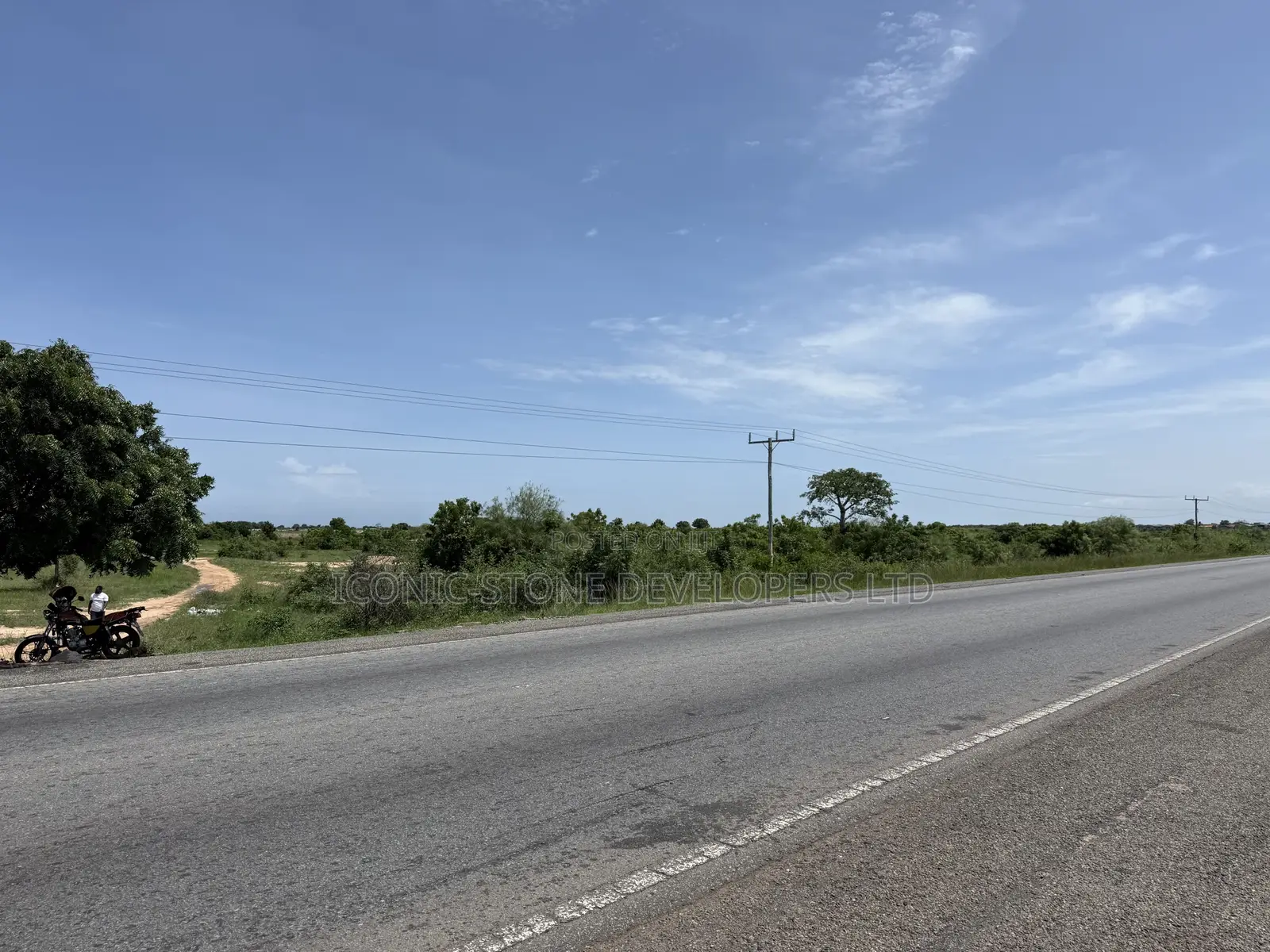 Acres of Roadside Land at Ada - Sege