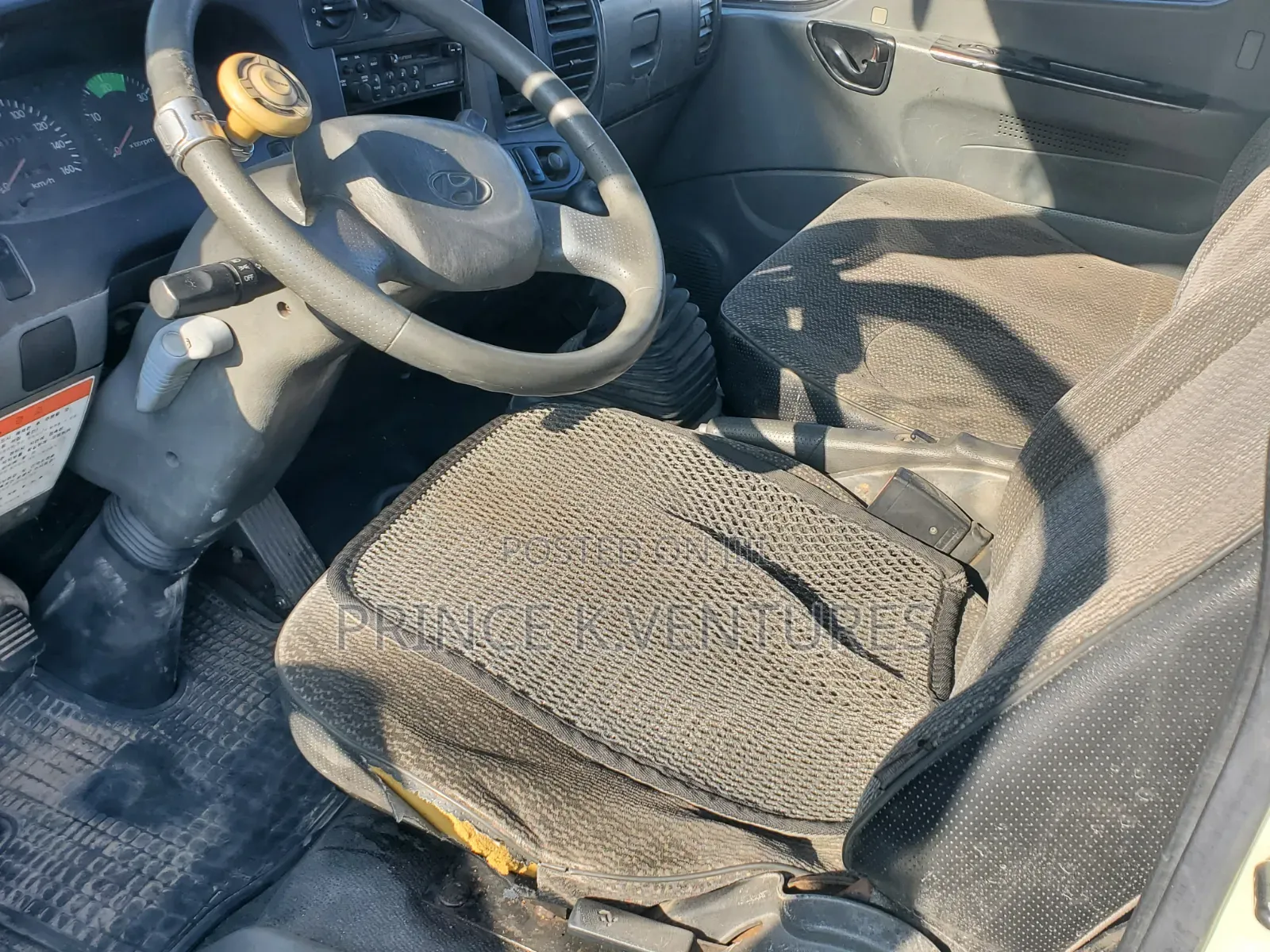 Hyundai Mighty 2