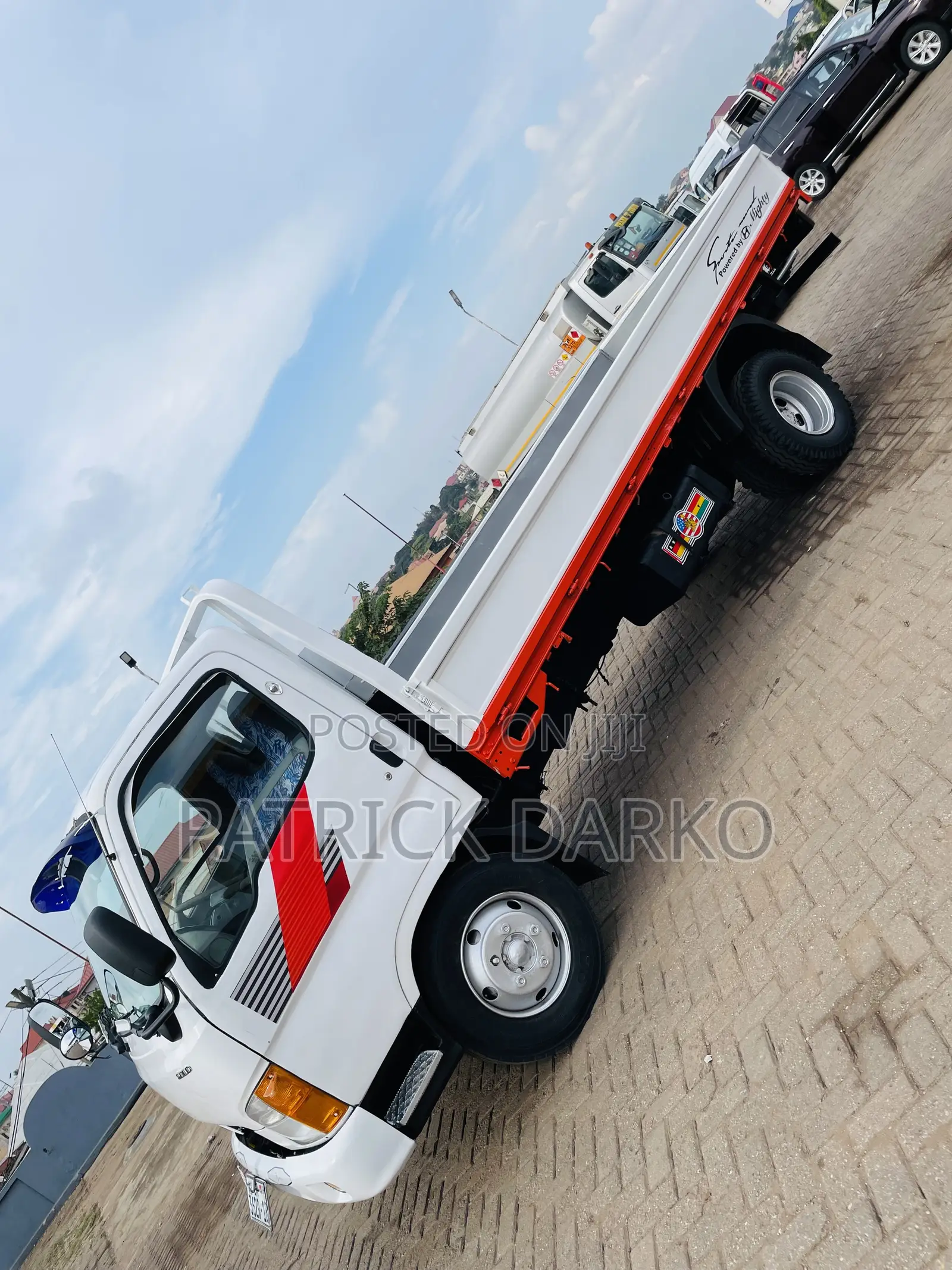 Hyundai Might 2 Registered